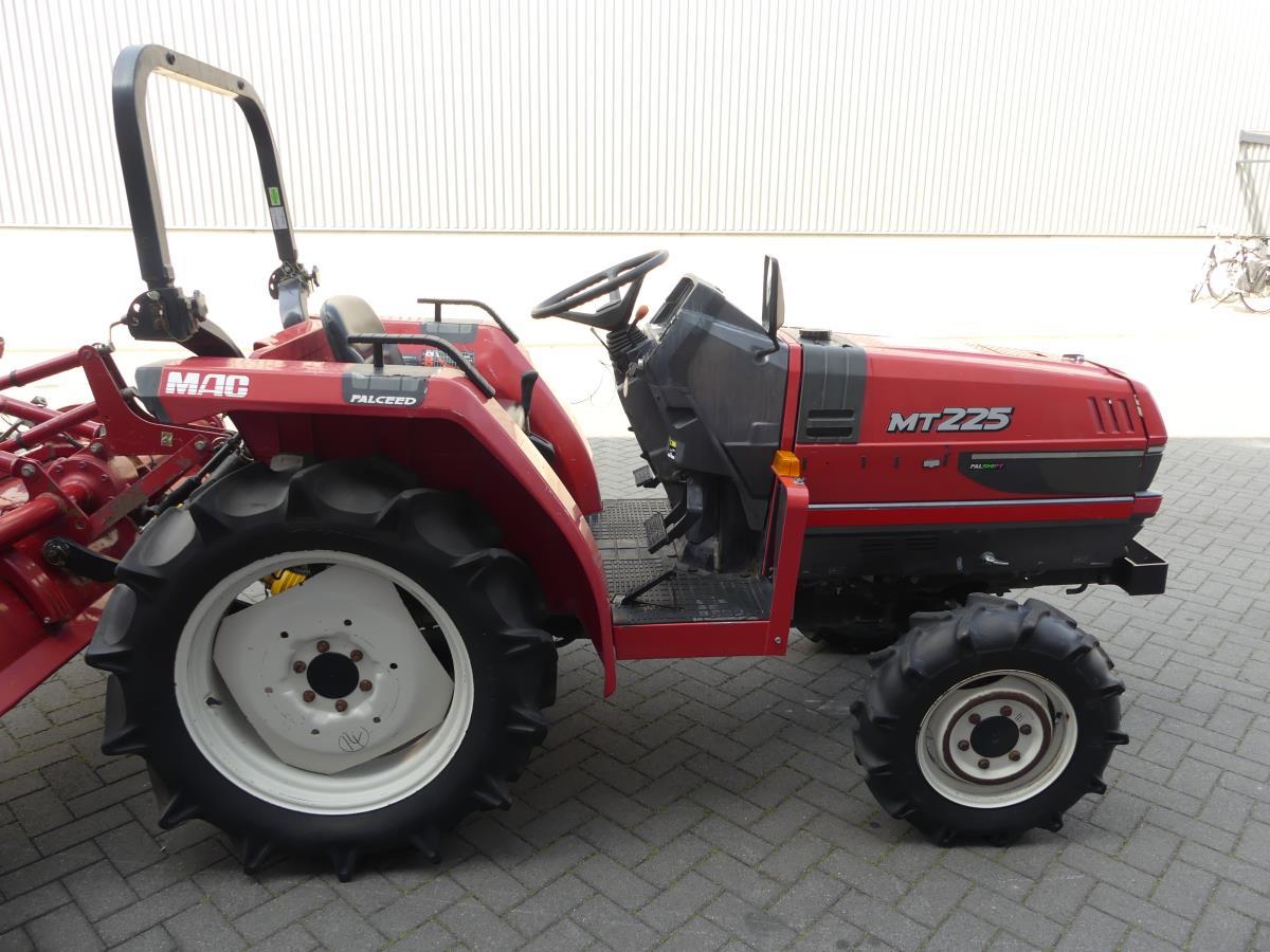 Mitsubishi mt 225