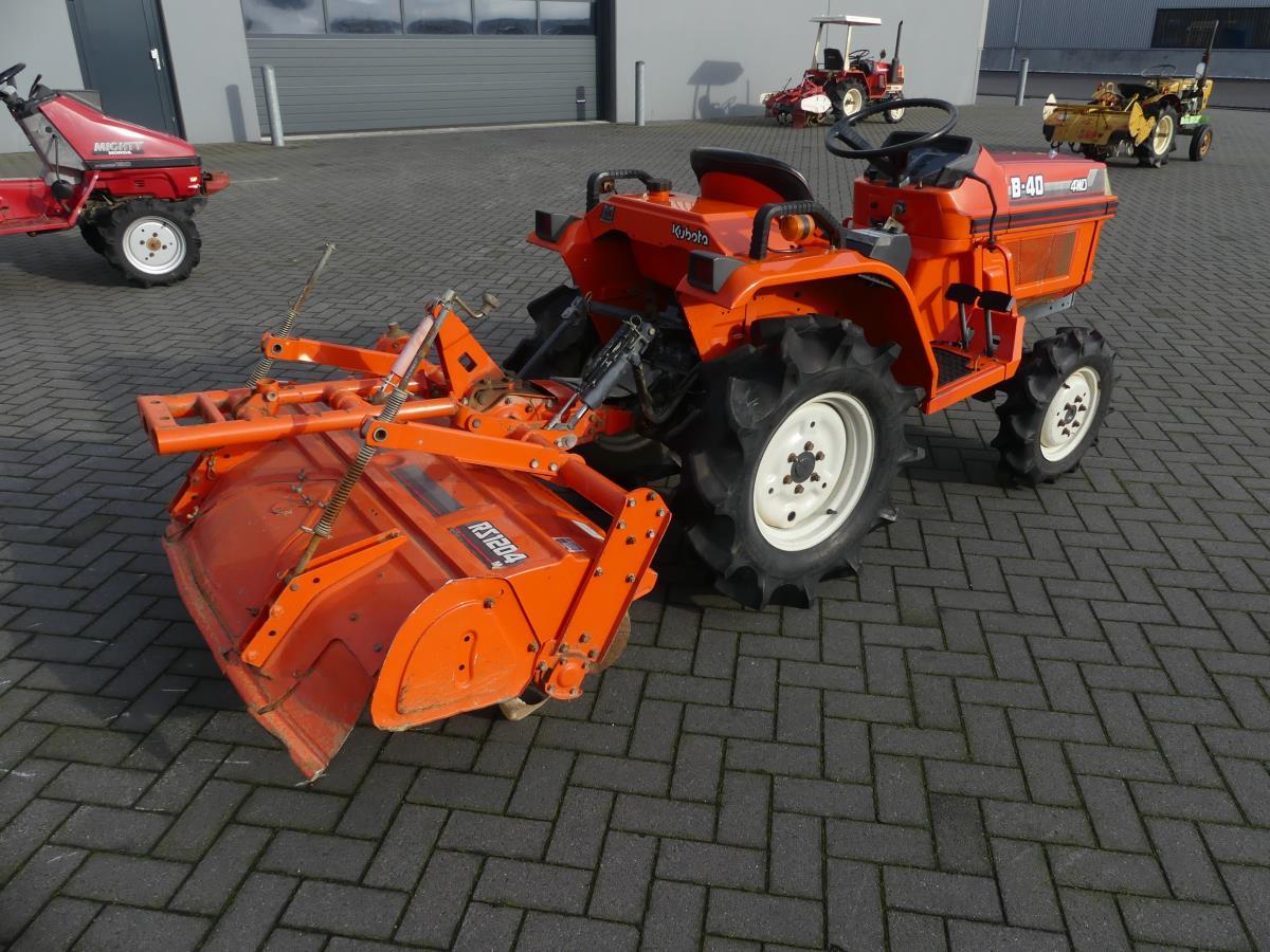 Kubota B40